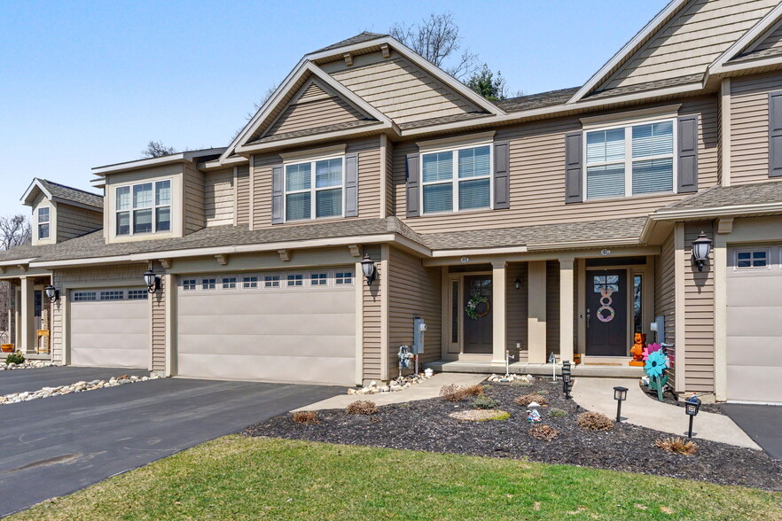 Building Photo - 4B Inglewood Dr