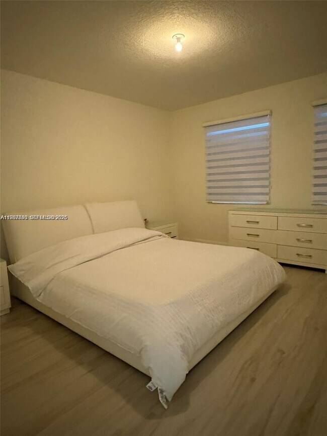 Building Photo - 10376 NW 76th Terrace