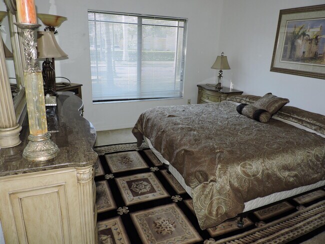 Building Photo - 2810 Grande Pkwy