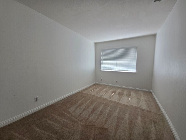 Building Photo - 6425 Big Pine Way
