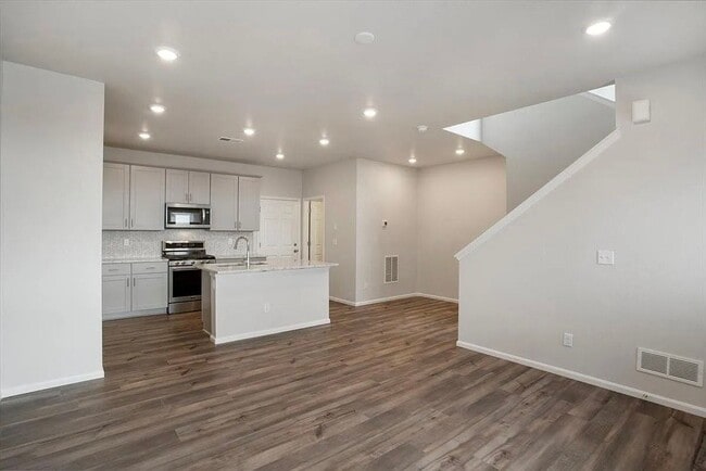 Building Photo - 6357 N Netherland Ct