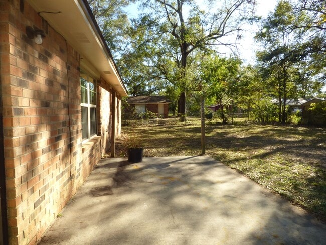 Building Photo - Quaint Home - Heart of Milton
