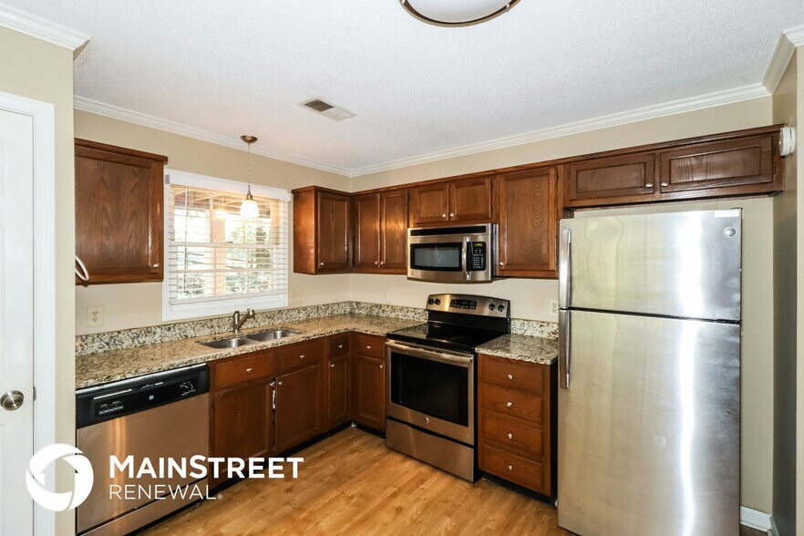 Building Photo - 1483 Wood Trail Cir