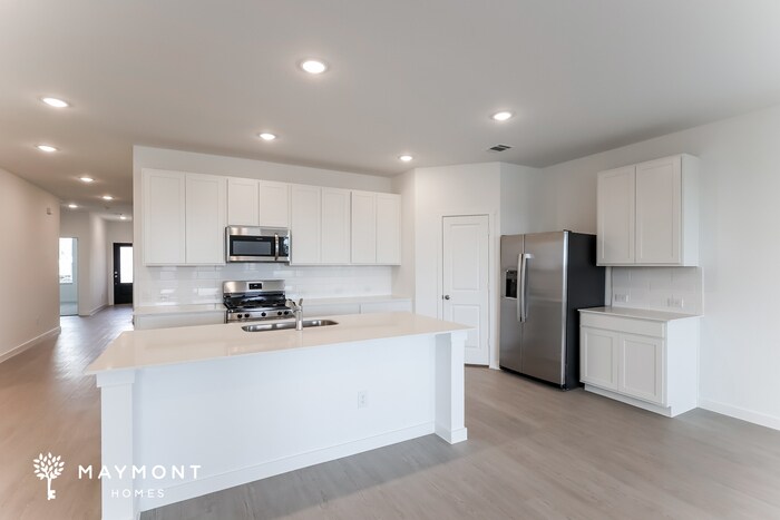 Building Photo - 2255 Ft Davis Pass