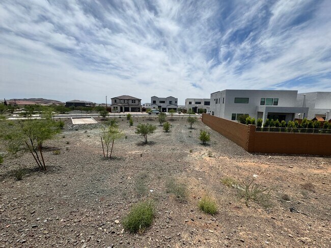 Building Photo - BRAND NEW HOME IN ALORAVITA IN PEORIA