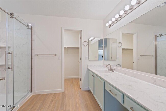 Building Photo - 21233 N 30th Ave