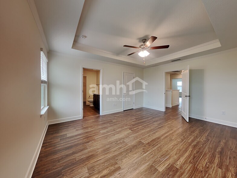 Building Photo - 1191 Tan Tara Trail