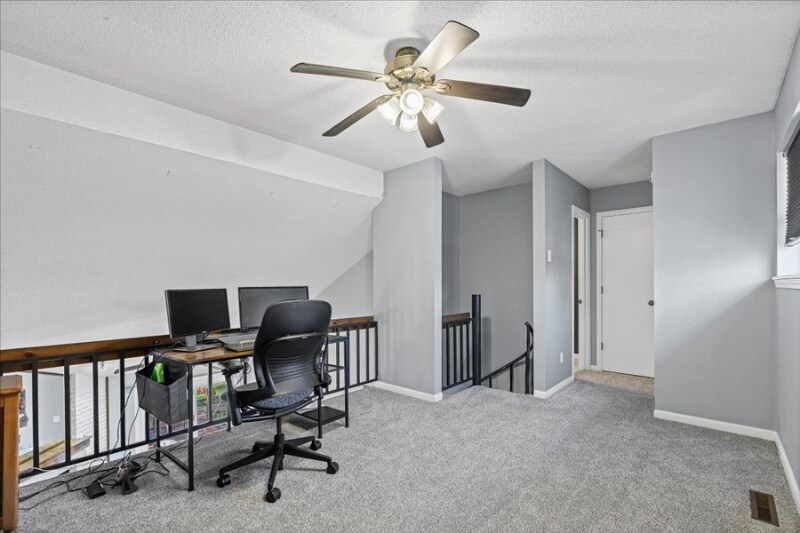 Building Photo - 2417 Hartford Rd