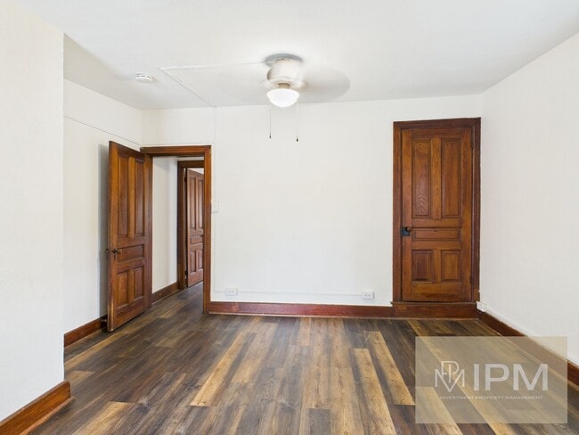 Building Photo - 1/2 OFF 1st Months' Rent! Available Now! 3...