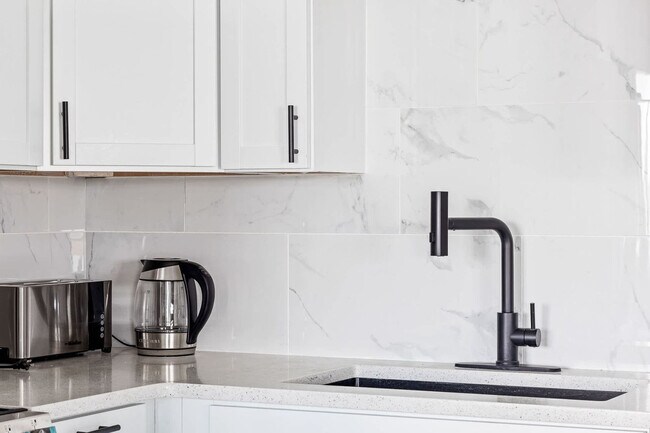 Building Photo - 301 S Front St