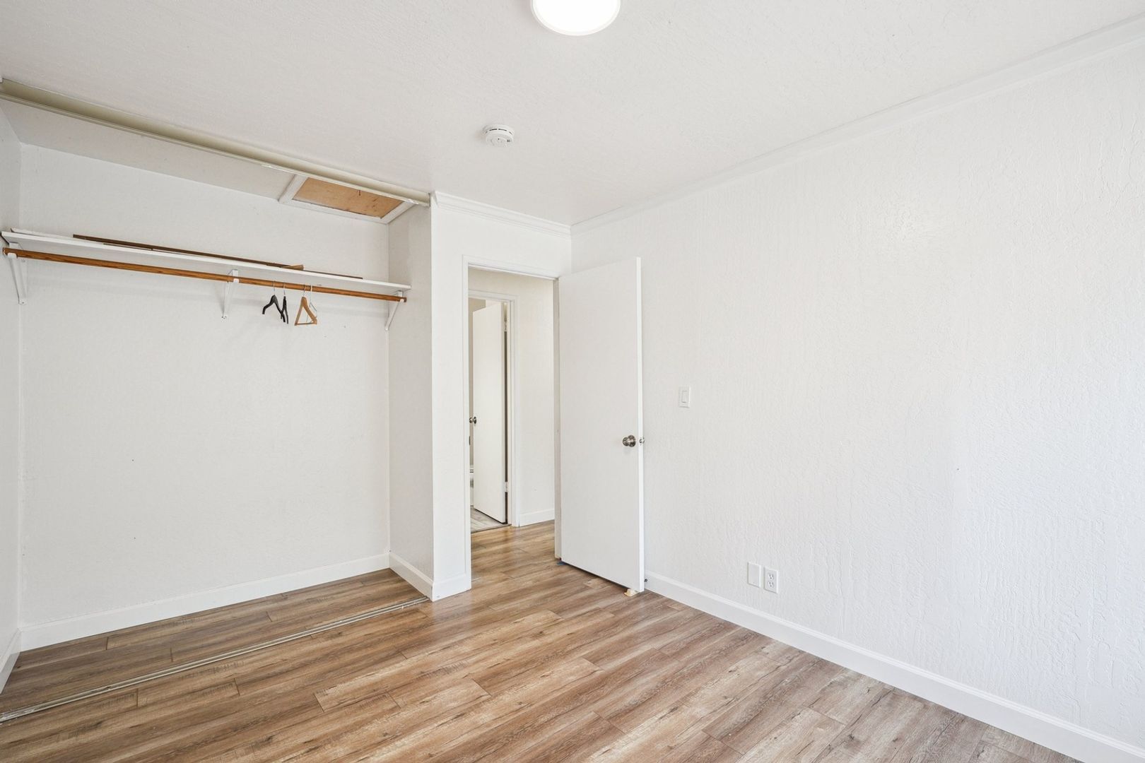 Building Photo - 359 Pantano Cir