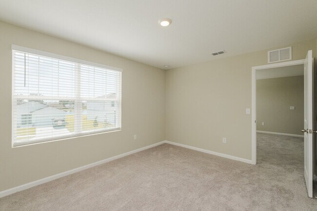 Building Photo - 835 Kings Pine Ct