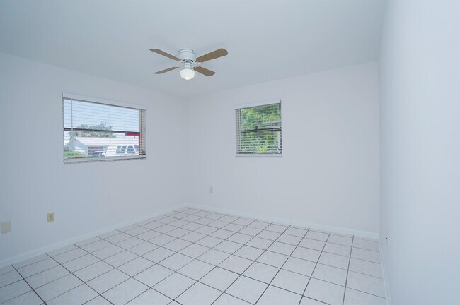 Building Photo - 1193 S Alhambra Cir