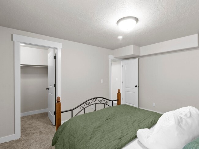 Building Photo - Beautiful Bluffdale home for rent!