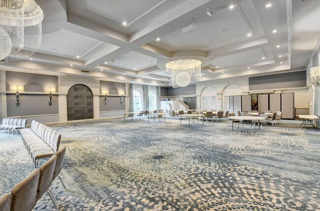 Building Photo - 7470 Chorale Rd