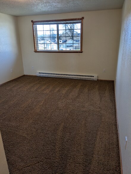Building Photo - 1017 13th St Ct NW