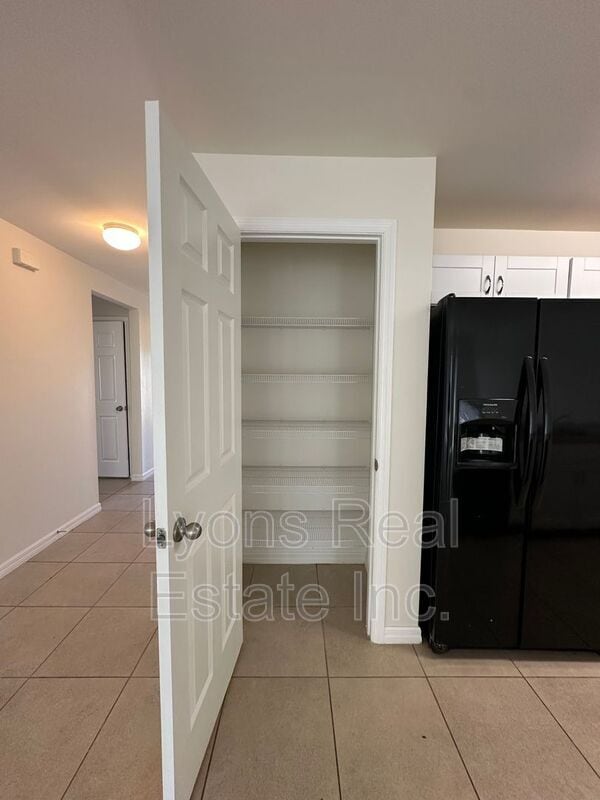 Building Photo - 5521 Gillot Blvd