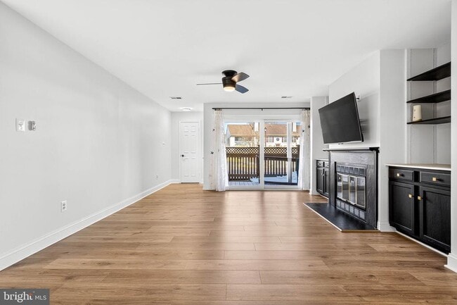 Building Photo - 6910 Sandra Marie Cir