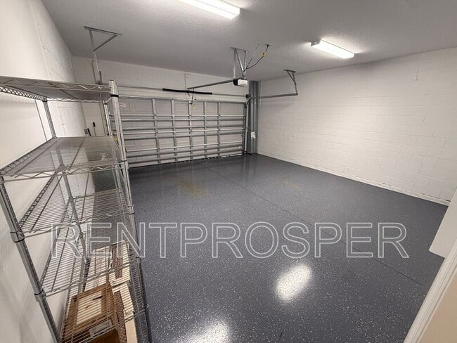 Building Photo - 2694 Addison Dr