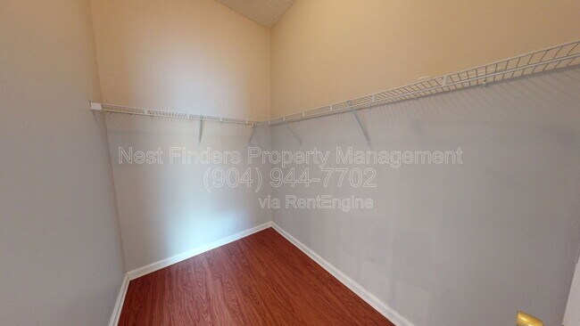 Building Photo - 12180 Basalt Dr N