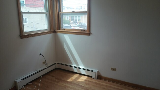 Building Photo - 8902 N Wisner St
