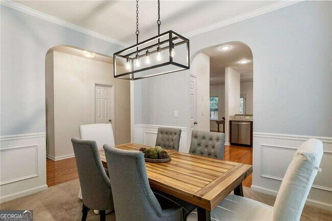 Building Photo - 313 Hidden Creek Ln