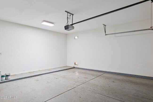 Building Photo - 1210 S 121st Dr
