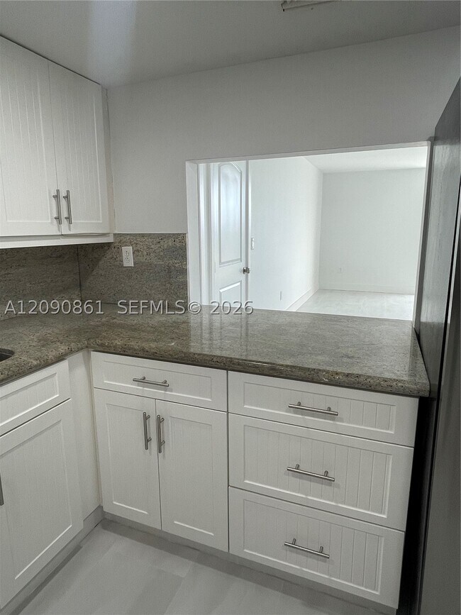 Building Photo - 6820 Indian Creek Dr