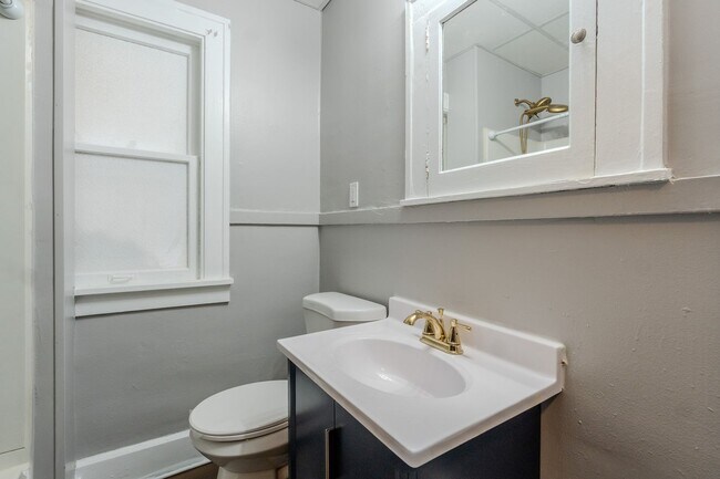 Building Photo - 3394-3396 W 54th St