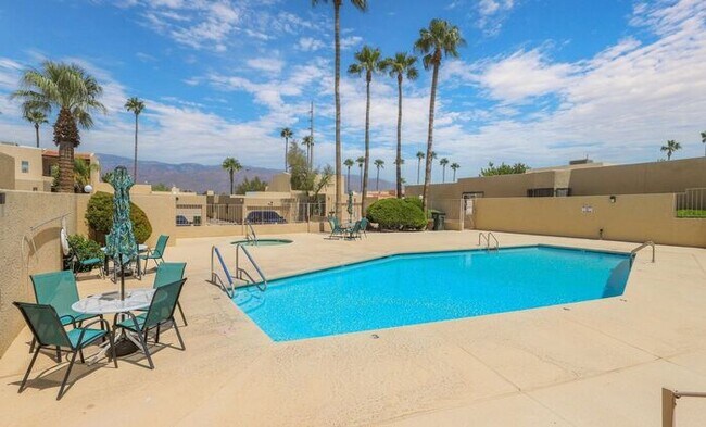 Building Photo - Pending/ Rented - 2-Car Garage & Fenced Yard! 2-Bed, 2-Bath Home in East Tucson