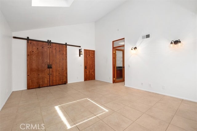 Building Photo - 16 Banyan Tree Ln