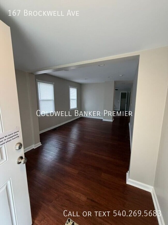 Building Photo - 167 Brockwell Ave