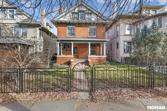 Building Photo - 910 N Clarkson St