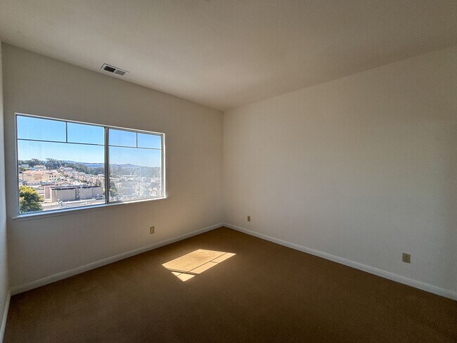 Building Photo - 749-749 Taraval St