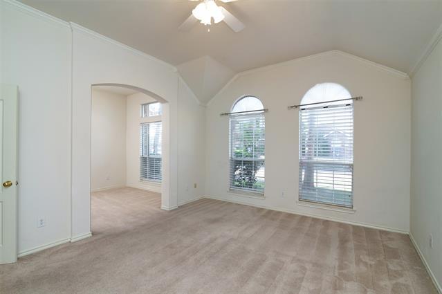 Building Photo - 1621 Oak Brook Ln