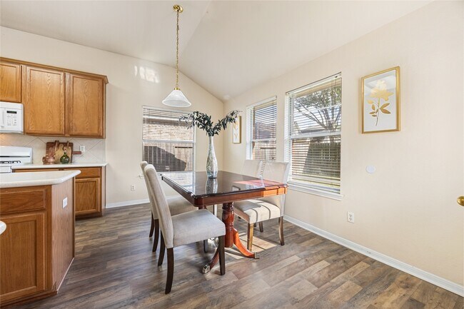 Building Photo - 18739 Appletree Ridge Rd