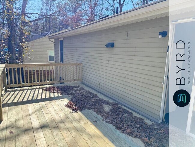 Building Photo - 2411 Carriage Creek Rd
