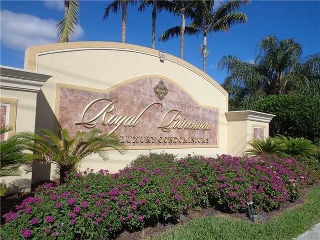 Building Photo - 1239 SW 46th Ave