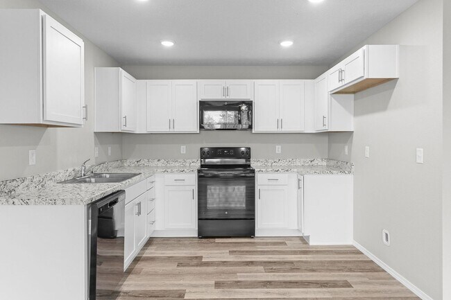 Building Photo - Newly built 3 bedroom duplex-Westbury Gardens!