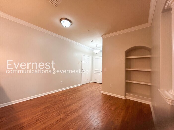 Building Photo - 8290 Gate Pkwy W