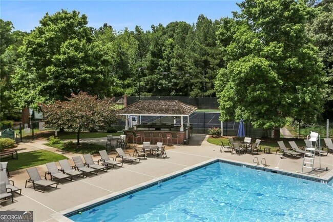 Building Photo - 574 Vinings Estates Dr SE