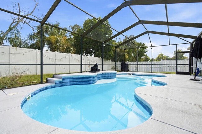 Building Photo - 508 Debra Dr