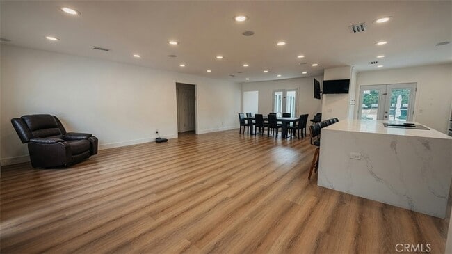 Building Photo - 5855 Shirley Ave