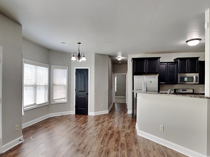 Building Photo - 1561 Cobblefield Cir