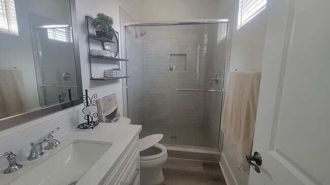 Building Photo - 3701 Parterre Ct