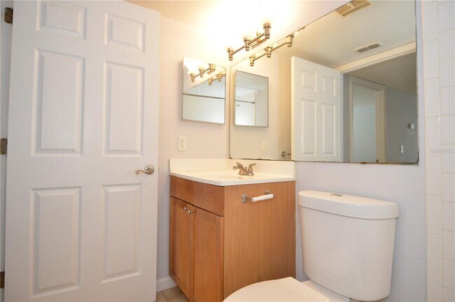 Building Photo - 2500 Winding Creek Blvd