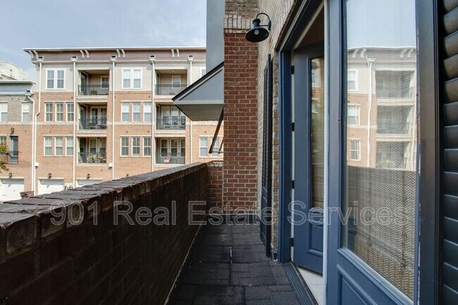 Building Photo - 75 Shoemaker Ct