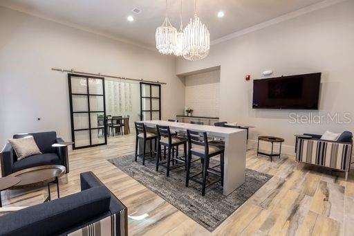 Building Photo - 5561 Post Oak Blvd