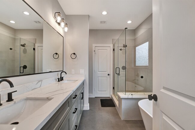 Building Photo - 3704 Creekmont Grn Ln