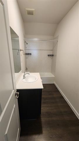Building Photo - 3904 Oak Crk Cir